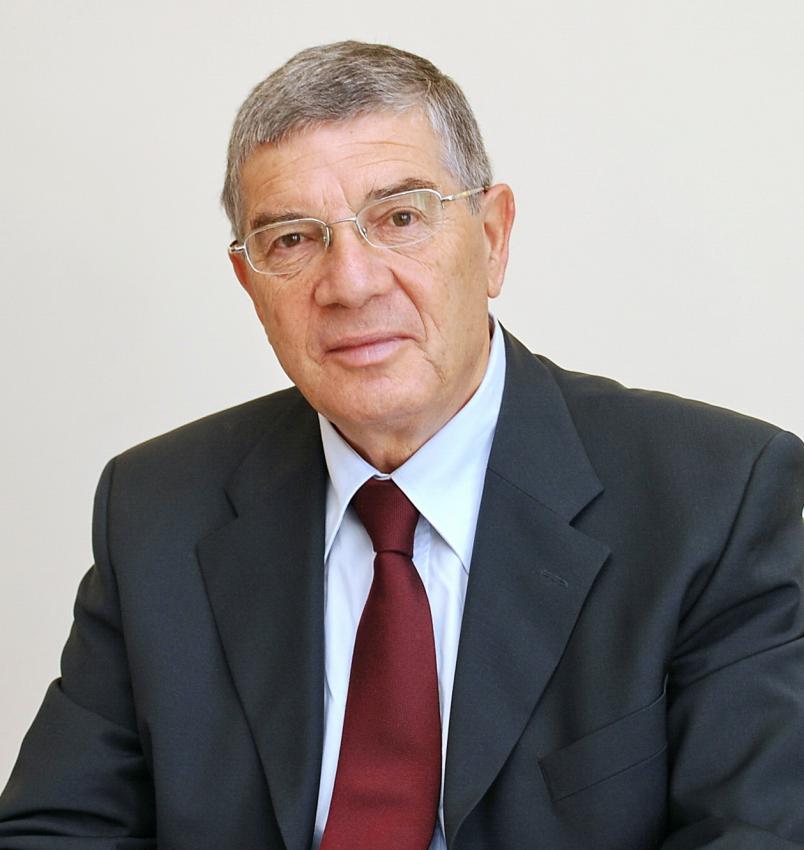 Le président du Comité directeur de Yad Vashem Avner Shalev (1993-2021)